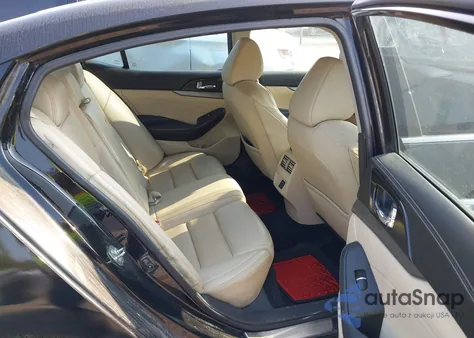 2018 Nissan Maxima 3.5 Sl from USA, damaged, VIN 1N4AA6AP1JC369133